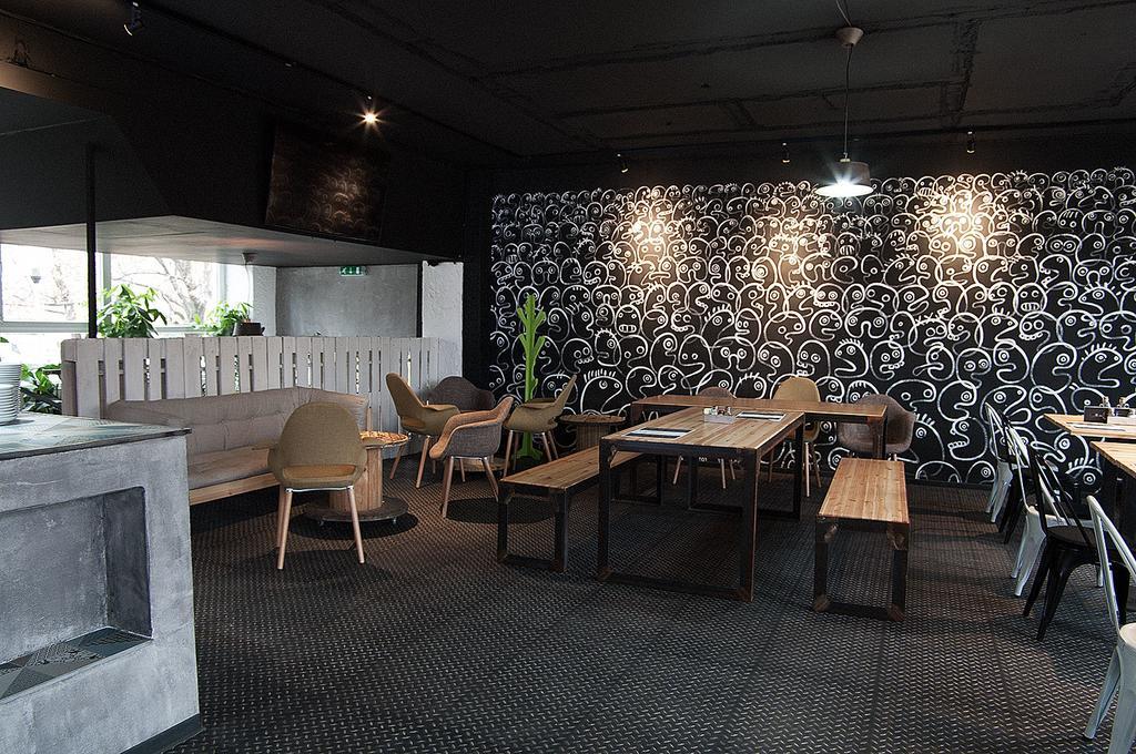 Mari Kiri Penzion Bratislava Exterior foto